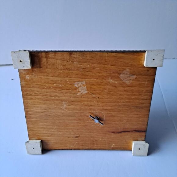 Vintage Egyptian Mother of Pearl Cigarette Case Décor in laid Wooden Musical Box - Picture 8 of 13